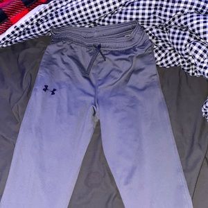 Grey under amour joggers size(M)